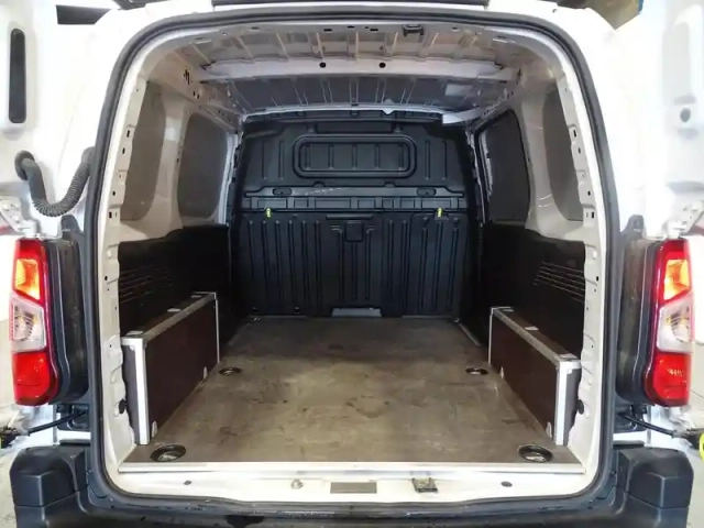 Peugeot Partner m 650kg bluehdi 130ch s&amp;s pack premium connect — photo 10