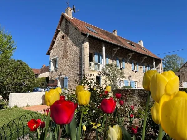 Maison 6 pièces 190 m²