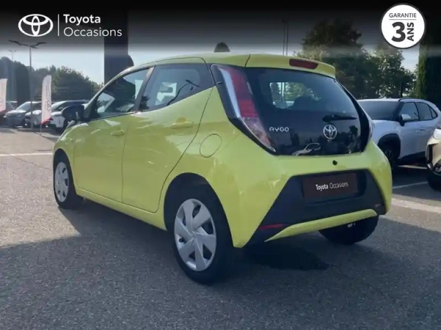 Toyota Aygo 1.0 vvt-i 72ch x-play 5p — photo 2