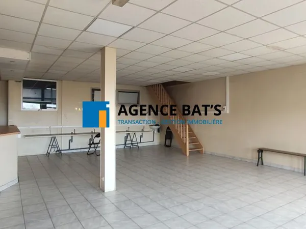 Local commercial 120 m² SAVIGNEUX