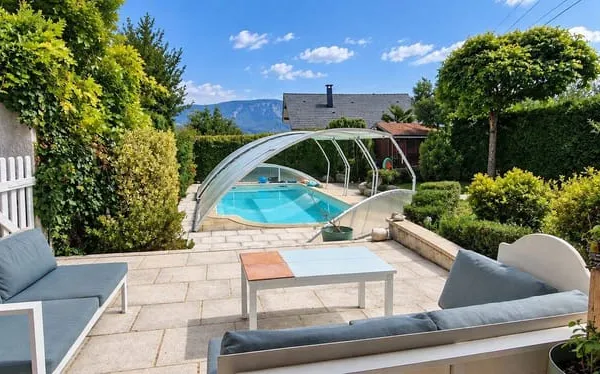 Maison 11 pièces 240 m²