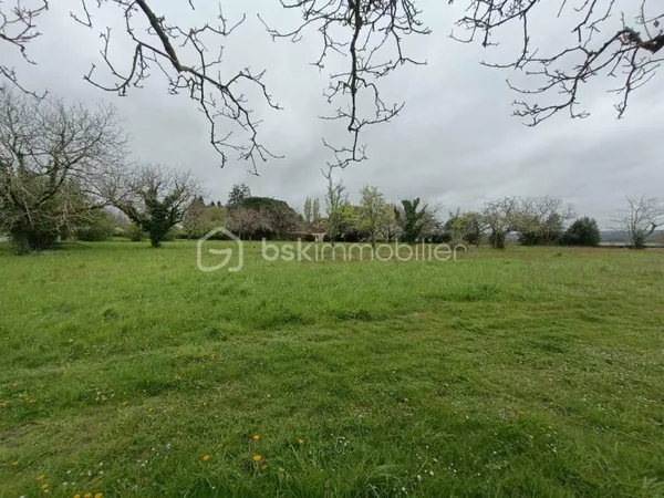 Terrain 4089 m²