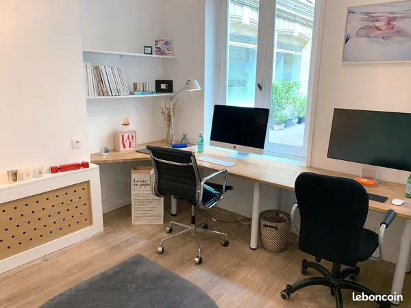Bureau privatif meublé 2/3 postes - Paris 8e Parc Monceau - 800 TTC