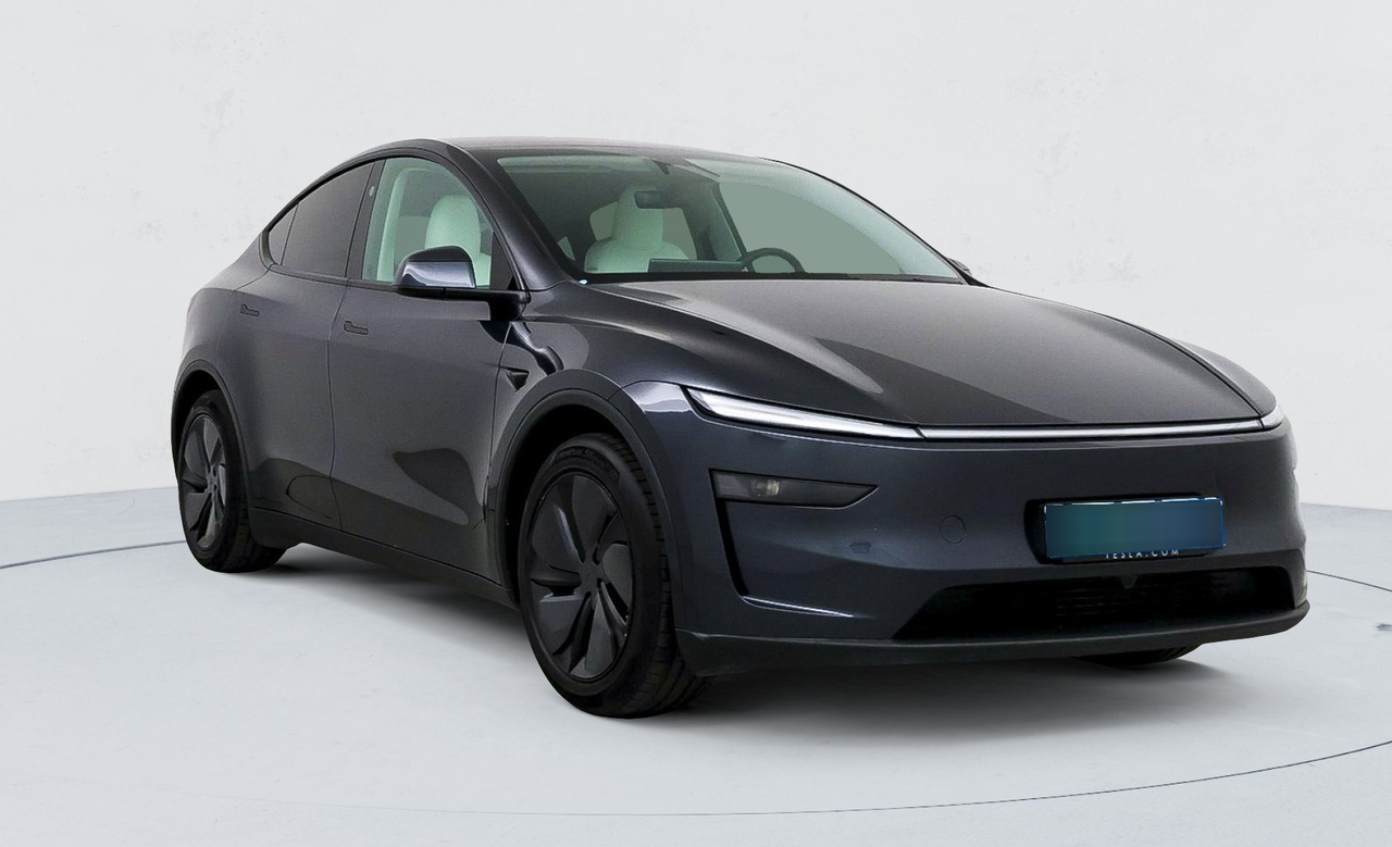 Tesla Model Y — photo 7