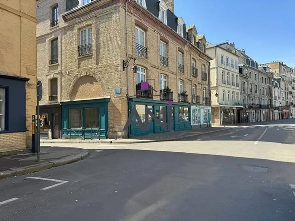 Commerce Vente Dieppe 1p 88m² 241500€
