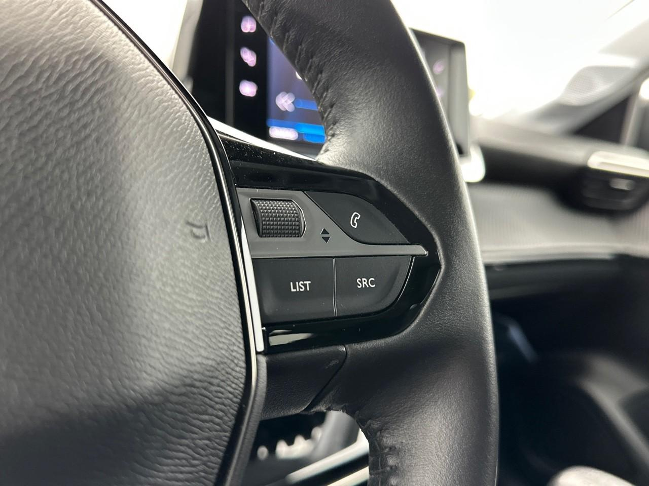Peugeot 208 bluehdi 100 s&s bvm6 allure business — photo 18