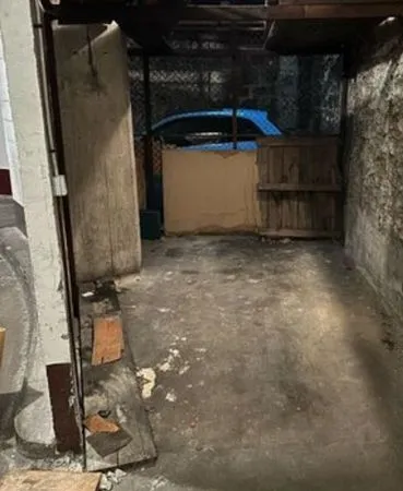 Place parking (moto ou scooter)
