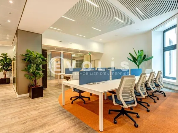 Bureaux 488 m²