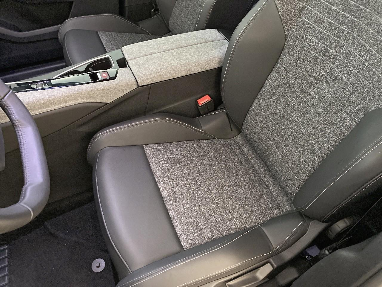 Peugeot 3008 hybrid 145 e-dcs6 allure — photo 9