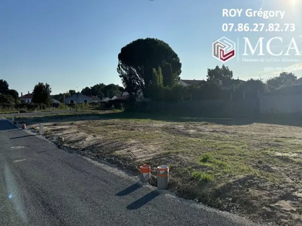 Terrain 370 m²