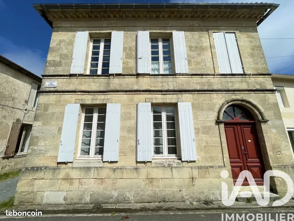 Maison de village 10 pièces 275 m²