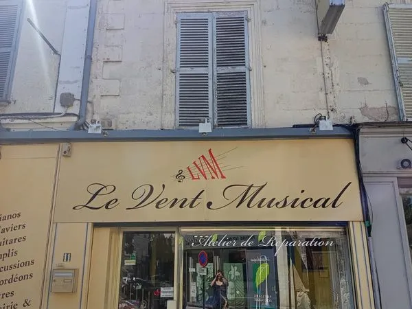 Vends local commercial 100 m2 bourges