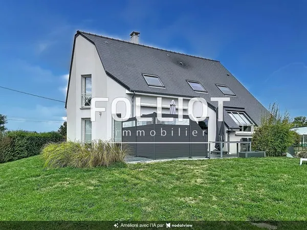 Maison d'Exception à Vire Normandie - 6 pièces, 142 m² sur 1500 m² de terrain
