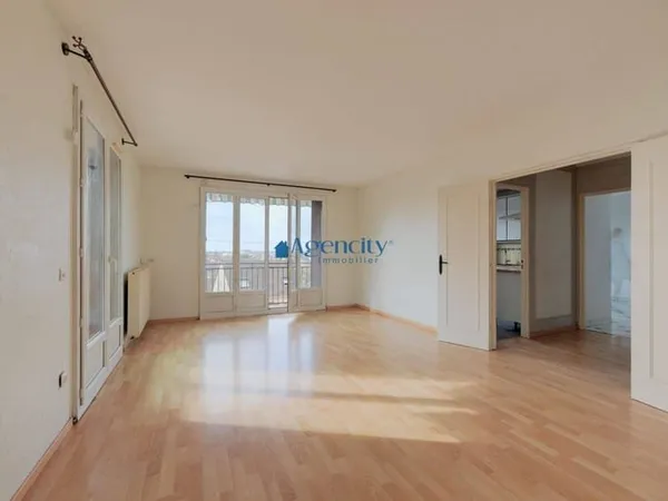 Appartement 4 pièces 81 m²