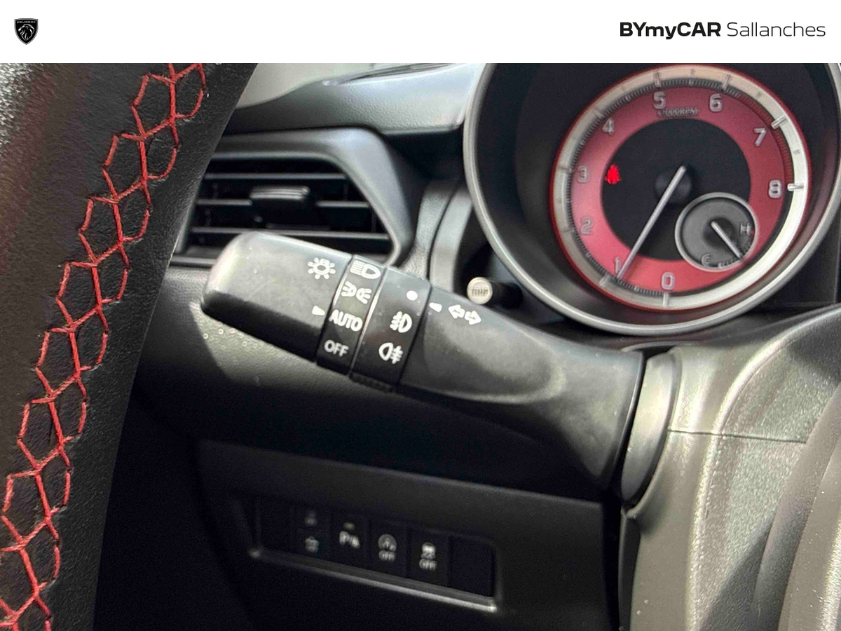 Suzuki Swift Sport 1.4 Boosterjet Hybrid — photo 31