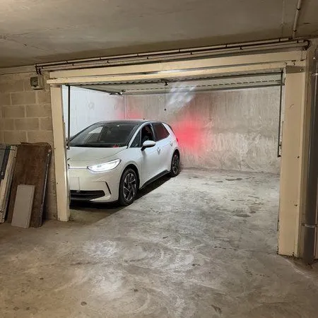 Garage/box 24 m² Marseille