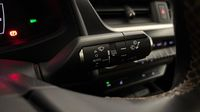Lexus Ux 250h 2WD Luxe Plus MY22 — photo 24