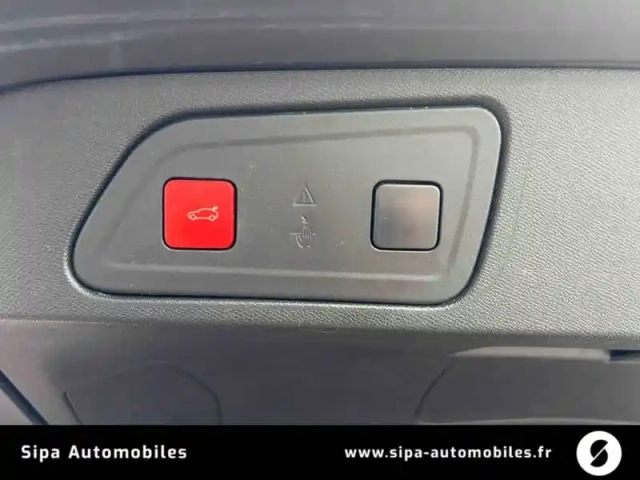 Citroën C5 Aircross hybride rechargeable 225 e-eat8 — photo 43