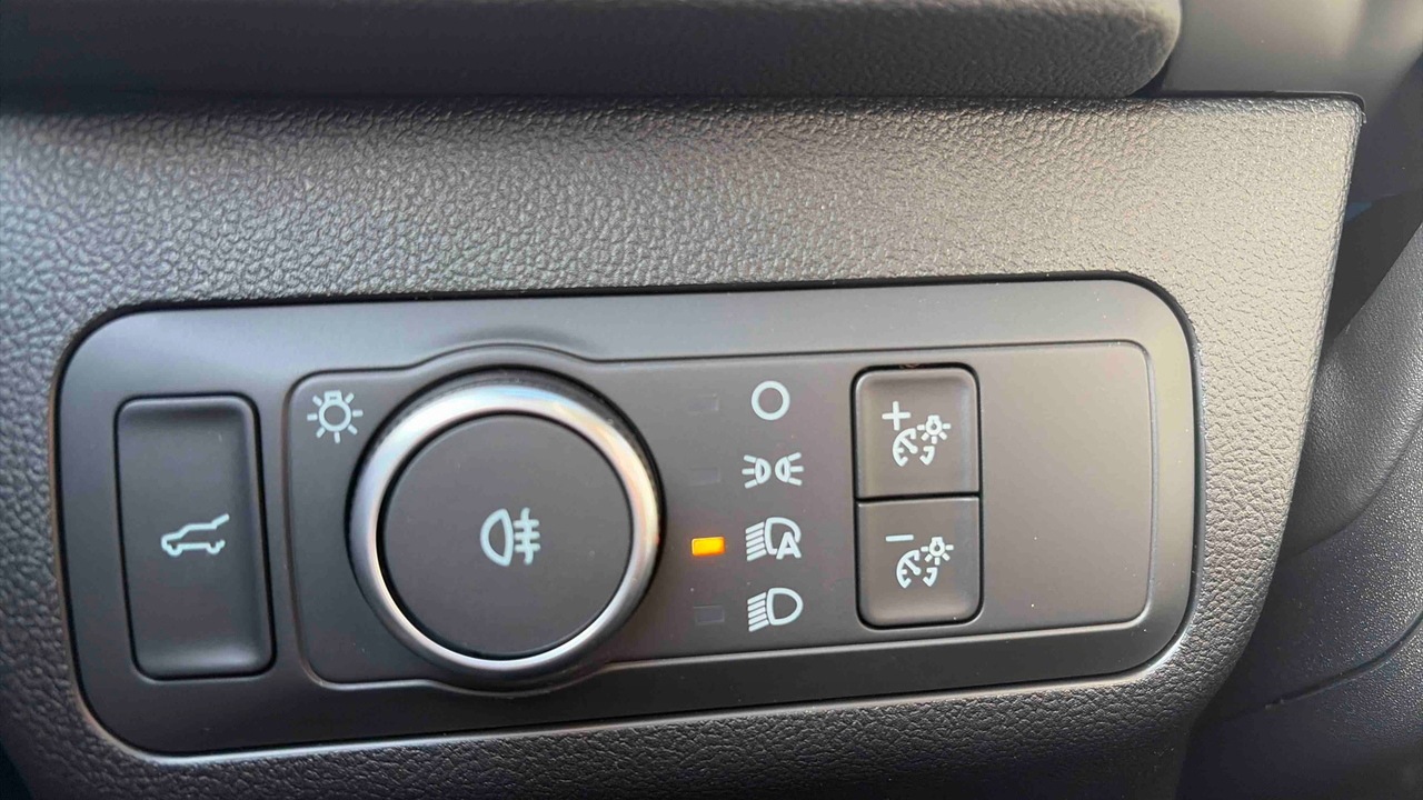 Ford Kuga 2.5 Duratec 180 ch FlexiFuel FHEV E85 Powershift — photo 28