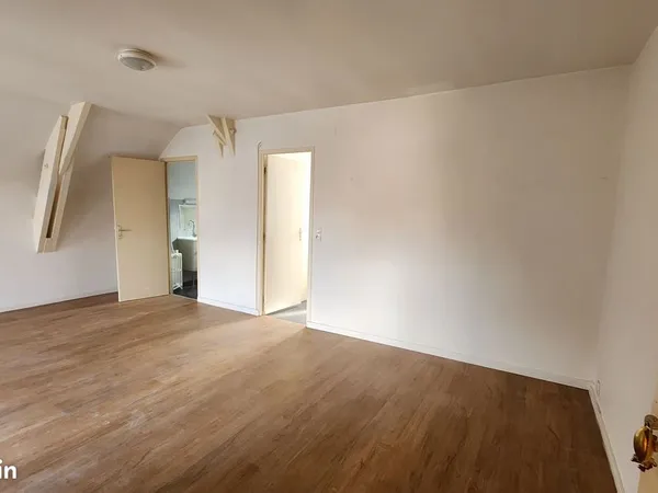 Studio 1 pièce 35 m²
