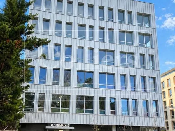 Bureau 475 m²