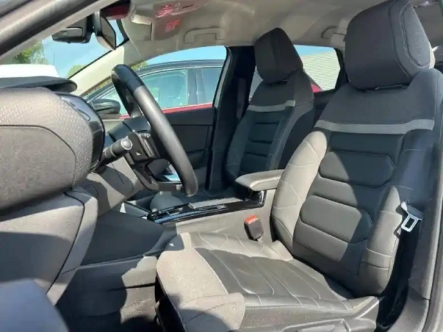 Citroën C4 130ch s&amp;s feel eat8 — photo 9