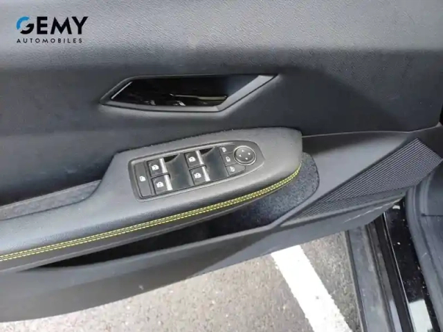 Renault Megane e-tech ev60 220 ch super charge — photo 14