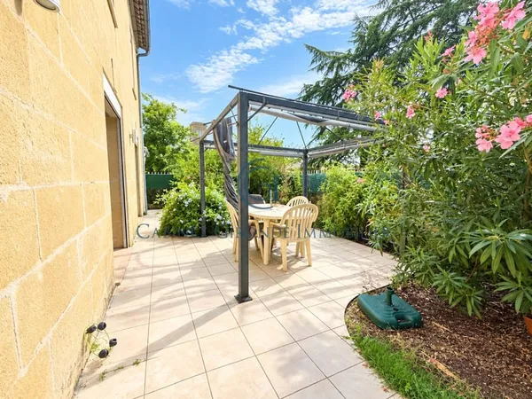 ARVEYRES MAISON PIERRE 130 M2 - 2 CHAMBRES - BUREAU - GARAG