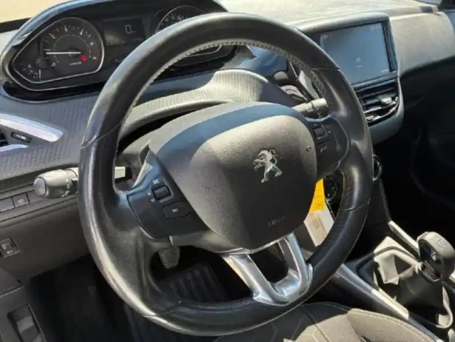 Peugeot 2008 1.5 bluehdi 100ch e6.c active s&amp;s bvm5 — photo 14