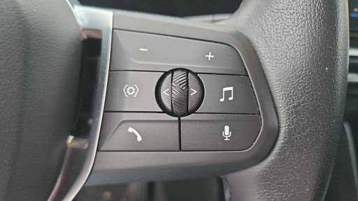 BMW Serie 2 Active Tourer 218i 136 BVA - Luxury – 2023 – 85769 km – Essence – Boîte Automatique — photo 11