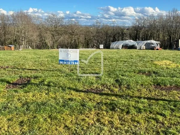 Terrain 9620 m² Saint-Bonnet-la-Rivière