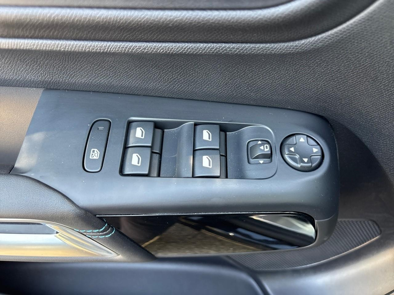 Citroën C5 Aircross hybrid rechargeable 225ch shine e-eat8 — photo 22