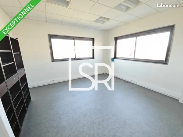 Bureaux 111 m² COURNON D'AUVERGNE