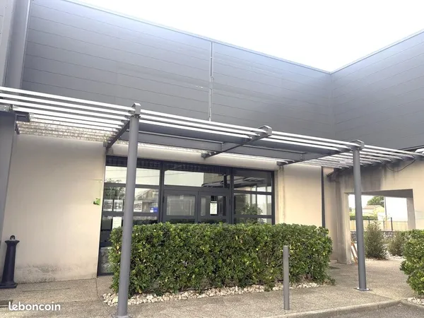 Local commercial 95 m²
