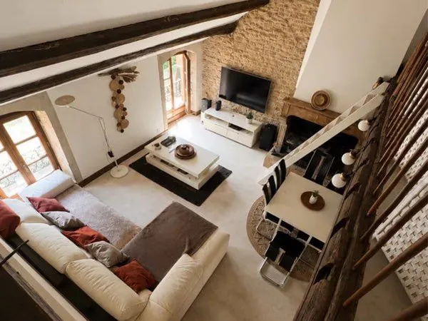 Triplex ancien renové