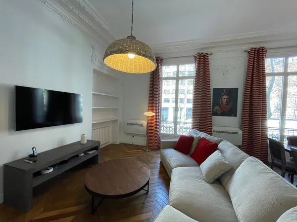 Appartement 5 pièces 130 m²