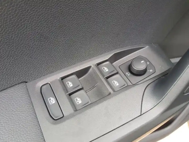 Seat Arona copa 1.0 95 ch — photo 10