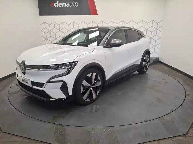 Renault Megane e-tech ev60 220 ch super charge — photo 1