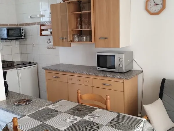 Vends studio meublé tout confort pour curistes et vacanciers