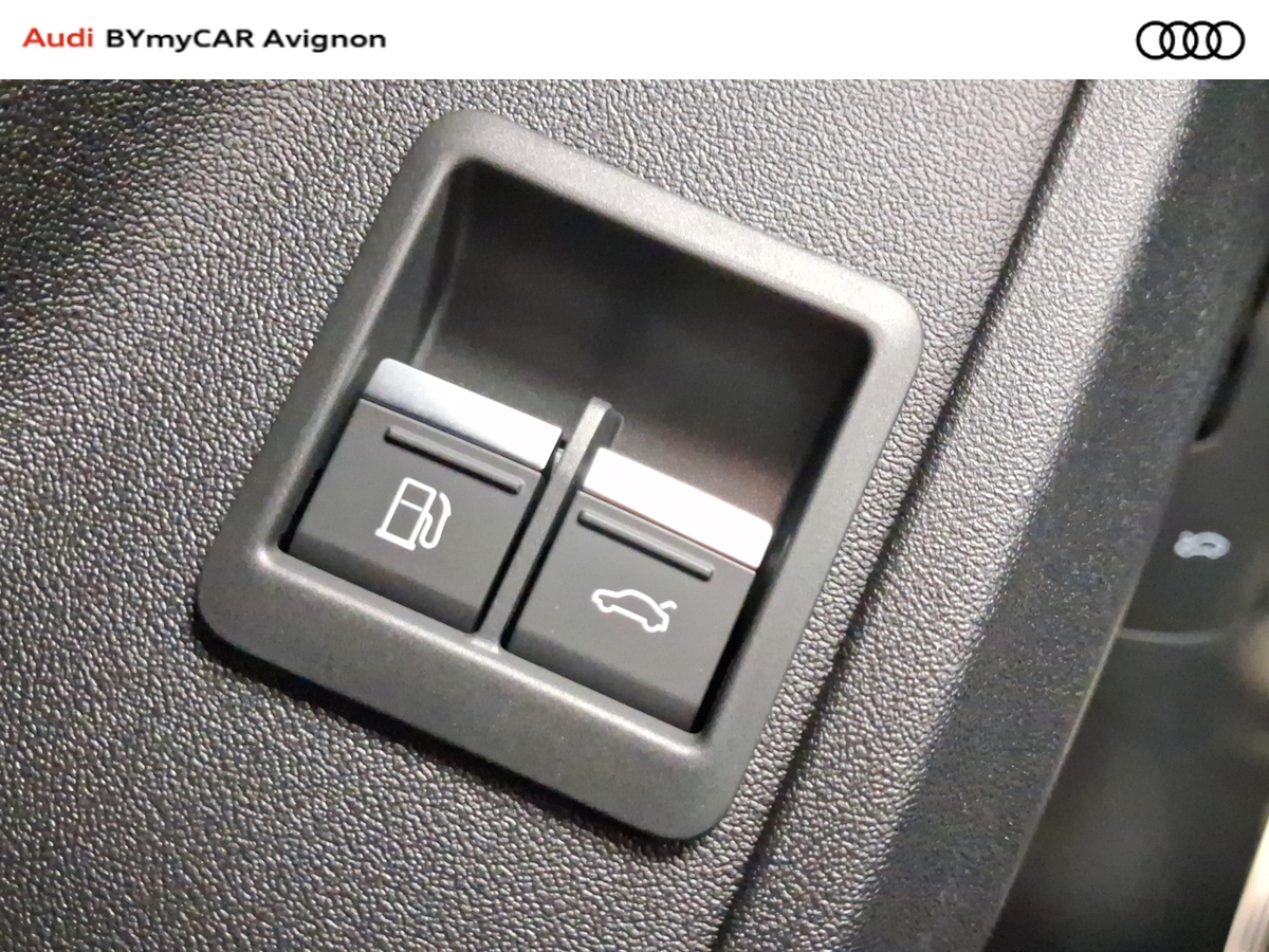 Audi Q3 Sportback e-hybrid 272 ch S tronic 6 — photo 33