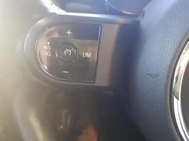 Mini Mini 5 portes cooper 136ch  essential bva7 — photo 12