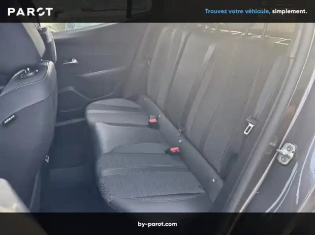 Peugeot 2008 1.2 puretech 100ch s&amp;s allure pack — photo 9