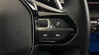 Peugeot 3008 1.2 PureTech 130ch S&S GT EAT8 — photo 25