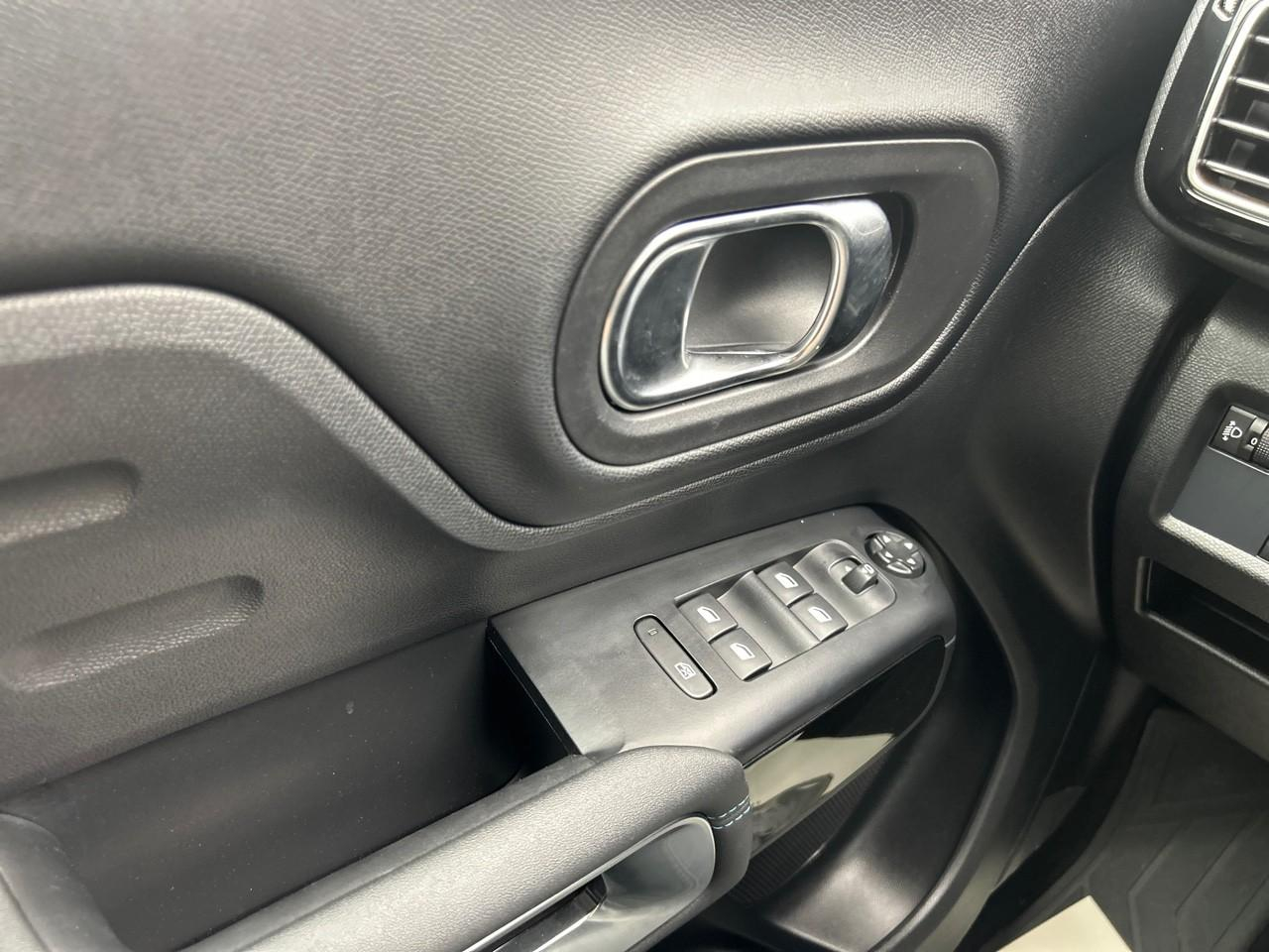 Citroën C5 Aircross hybride 145 e-dcs6 plus — photo 32