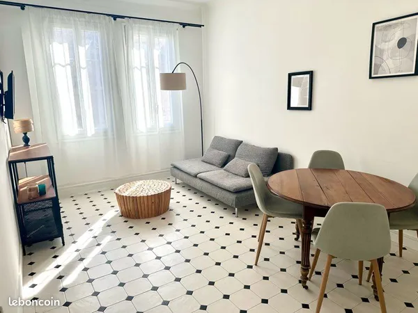 Bel Appartement T2 dernier étage refait à neuf