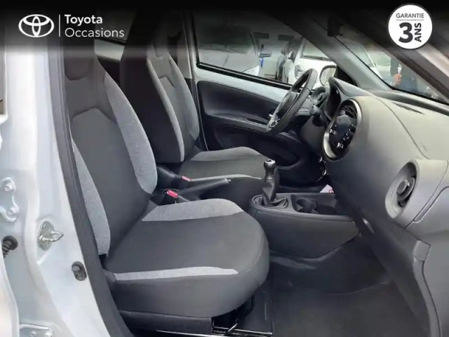 Toyota Aygo X 1.0 vvt-i 72ch dynamic my23 — photo 12