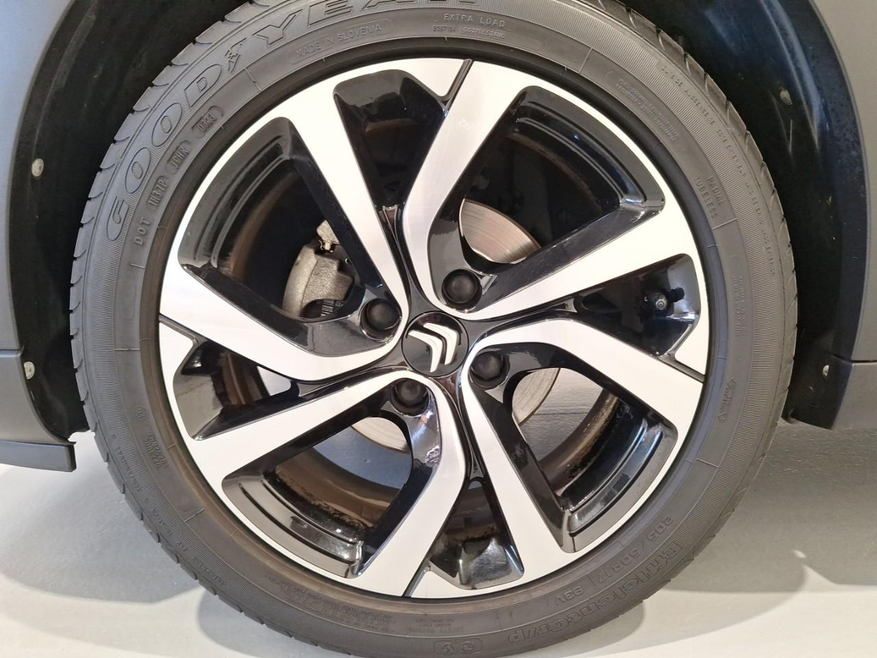 Citroën C3 puretech 110 eat6 elle — photo 11