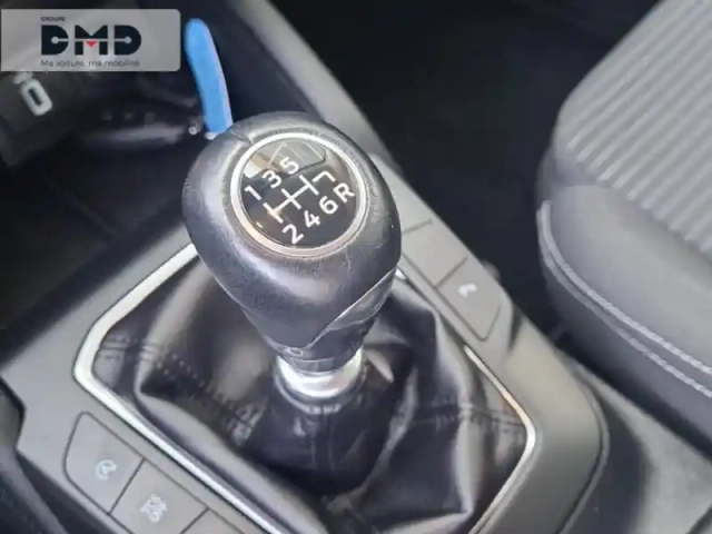 Ford Focus 1.0 ecoboost 125ch titanium — photo 8