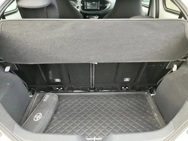 Toyota Aygo 1.0 vvt-i 72 dynamic / pack zen — photo 10
