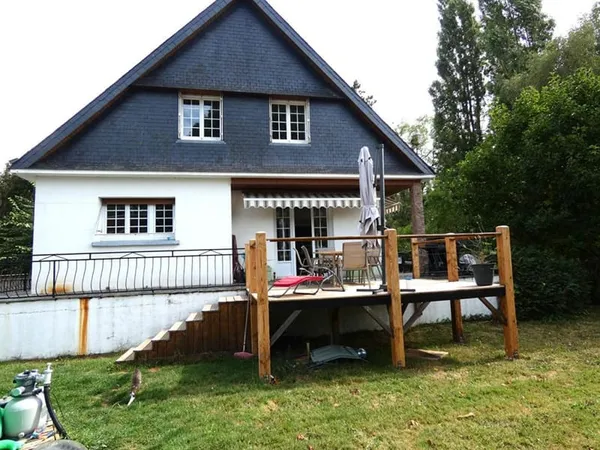 Maison Saint Thuriau 11 pièce(s) 230 m2